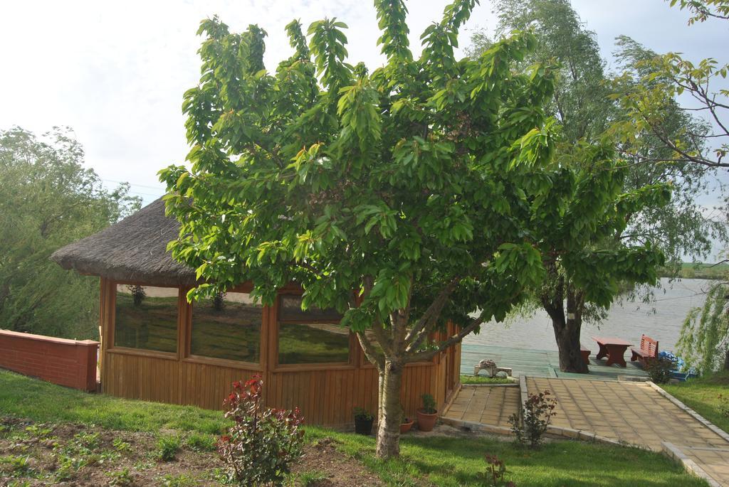 Lacul Racilor Olimp Exterior foto